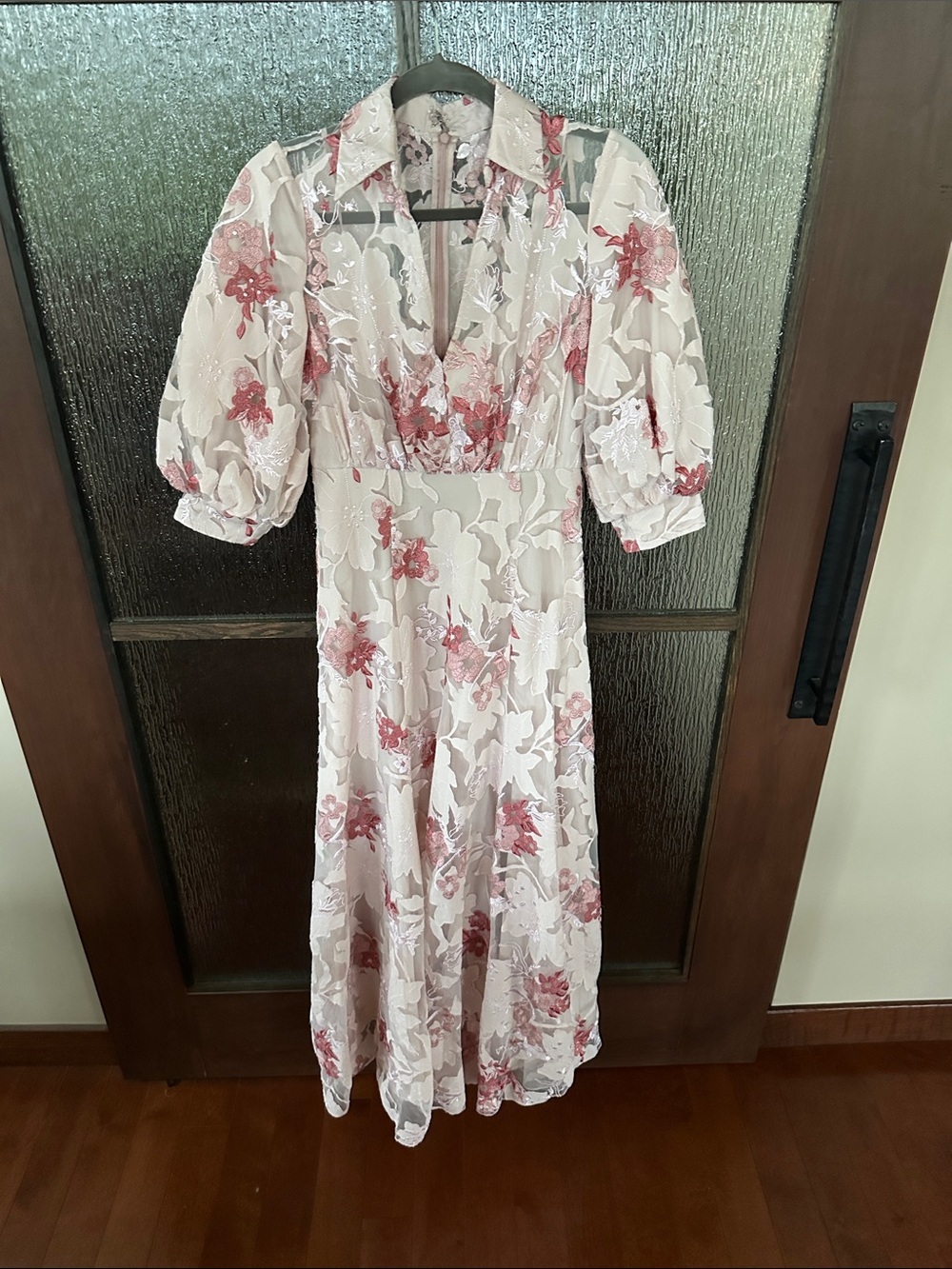 Badgley Mischka Lace Applique Shirt Dress size 2. - Picture 12 of 15